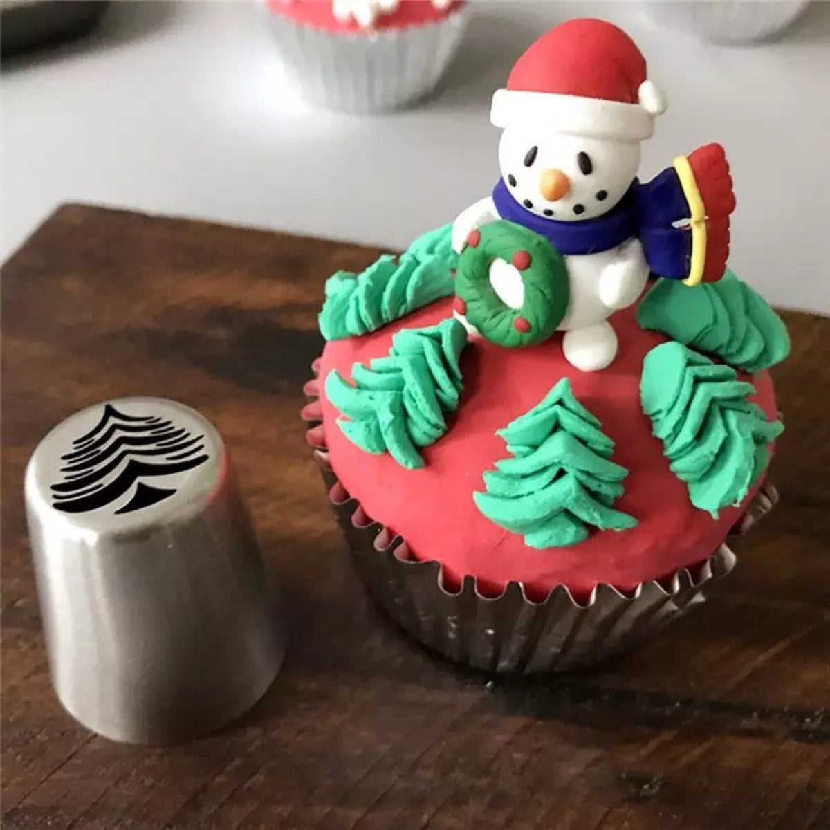 4-Piece Christmas Style Russian Decorated Mouth Stainless Steel Decorated Mouth Cupcake Baking Tool Set